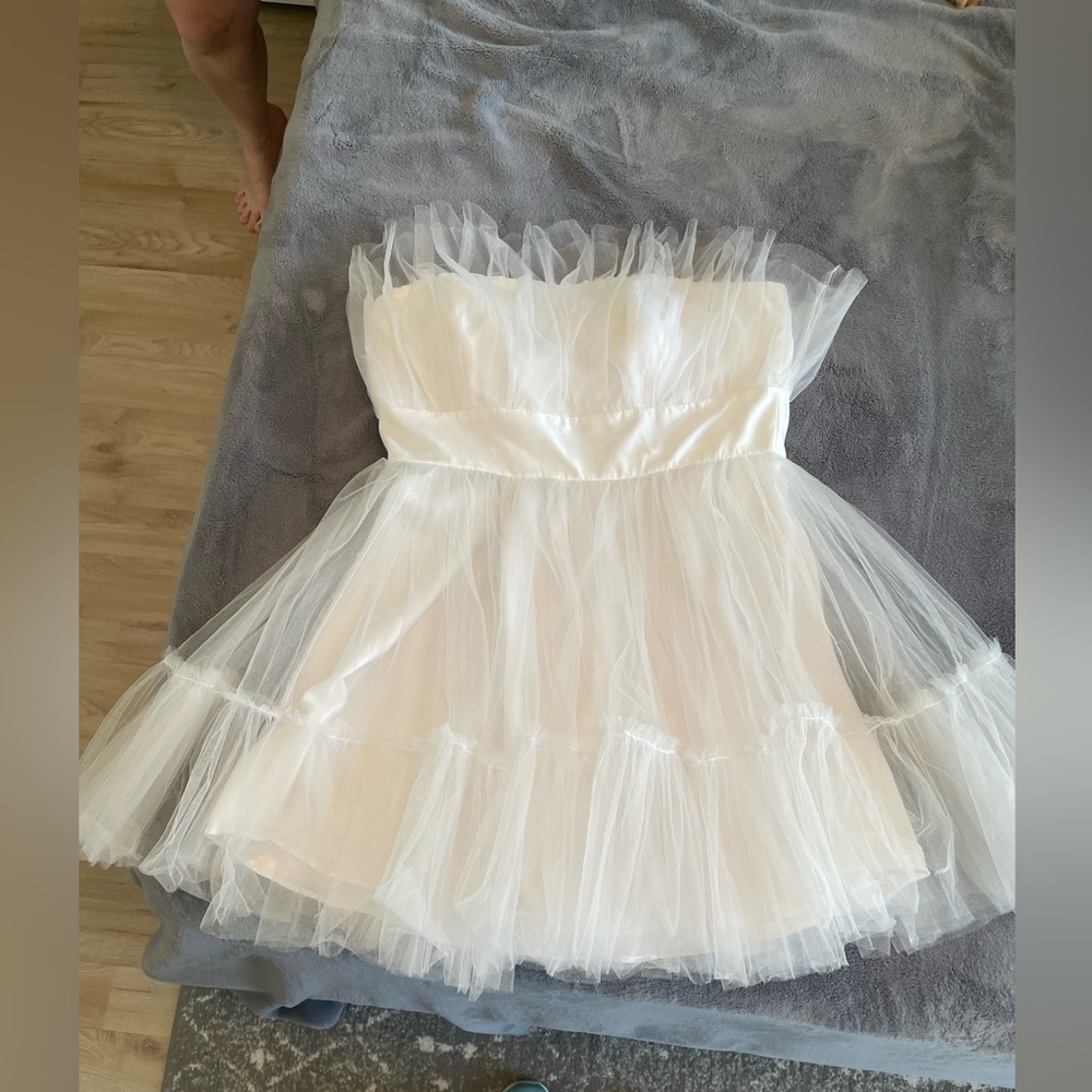 White Multi-layered Tulle Mini Dress